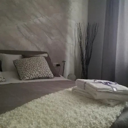 Fable Bed & Breakfast *
